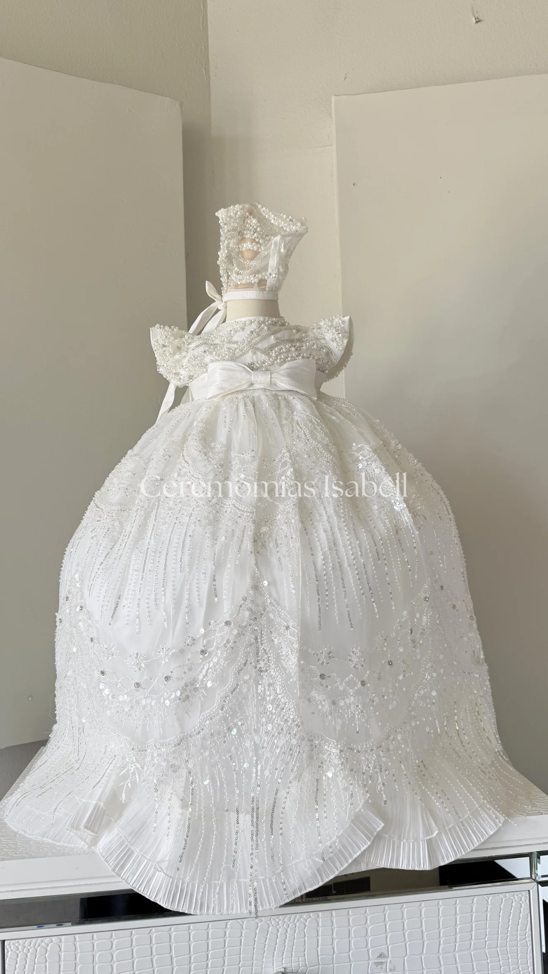 Natalia (ivory)