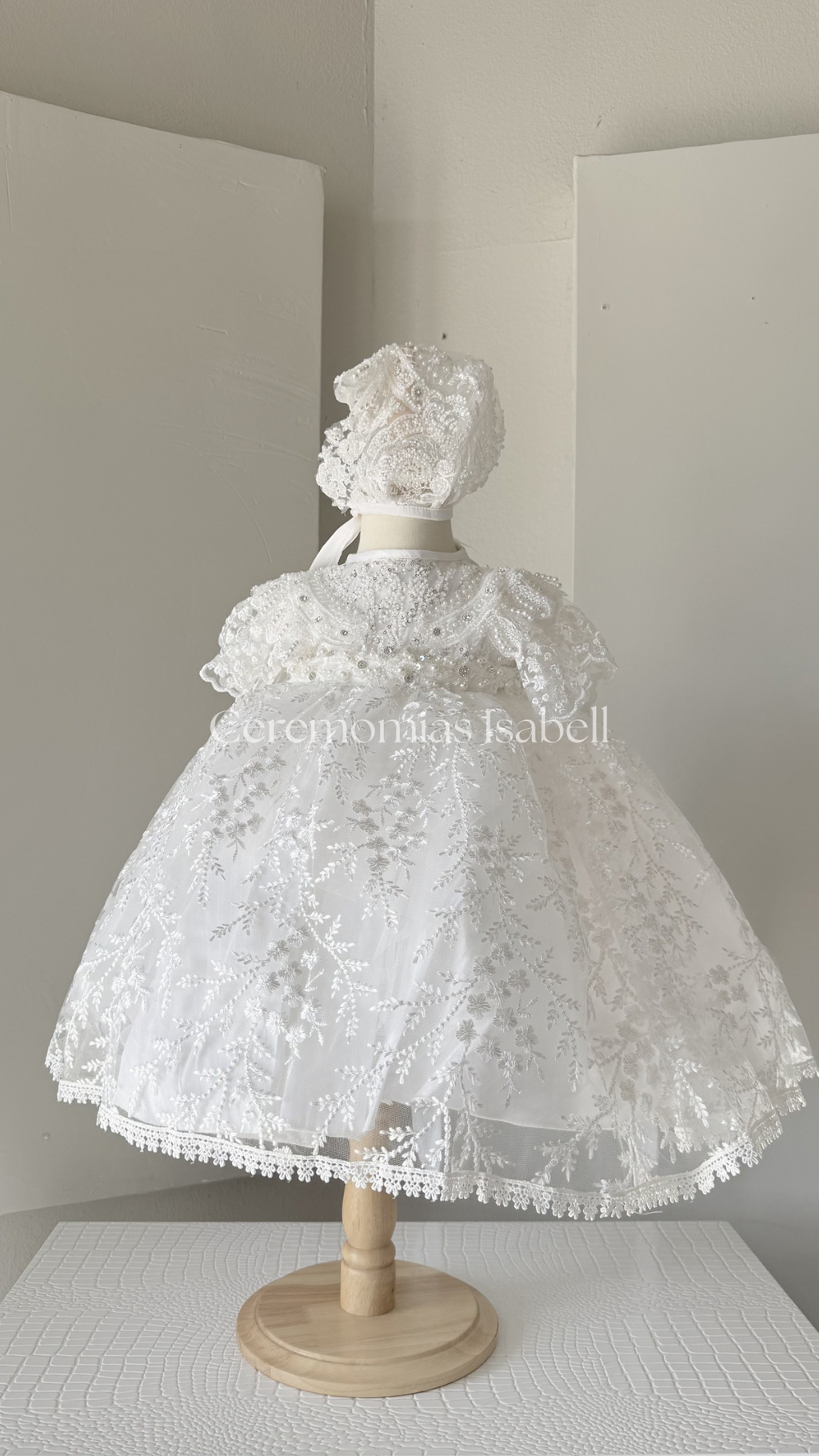 Aitana (ivory)