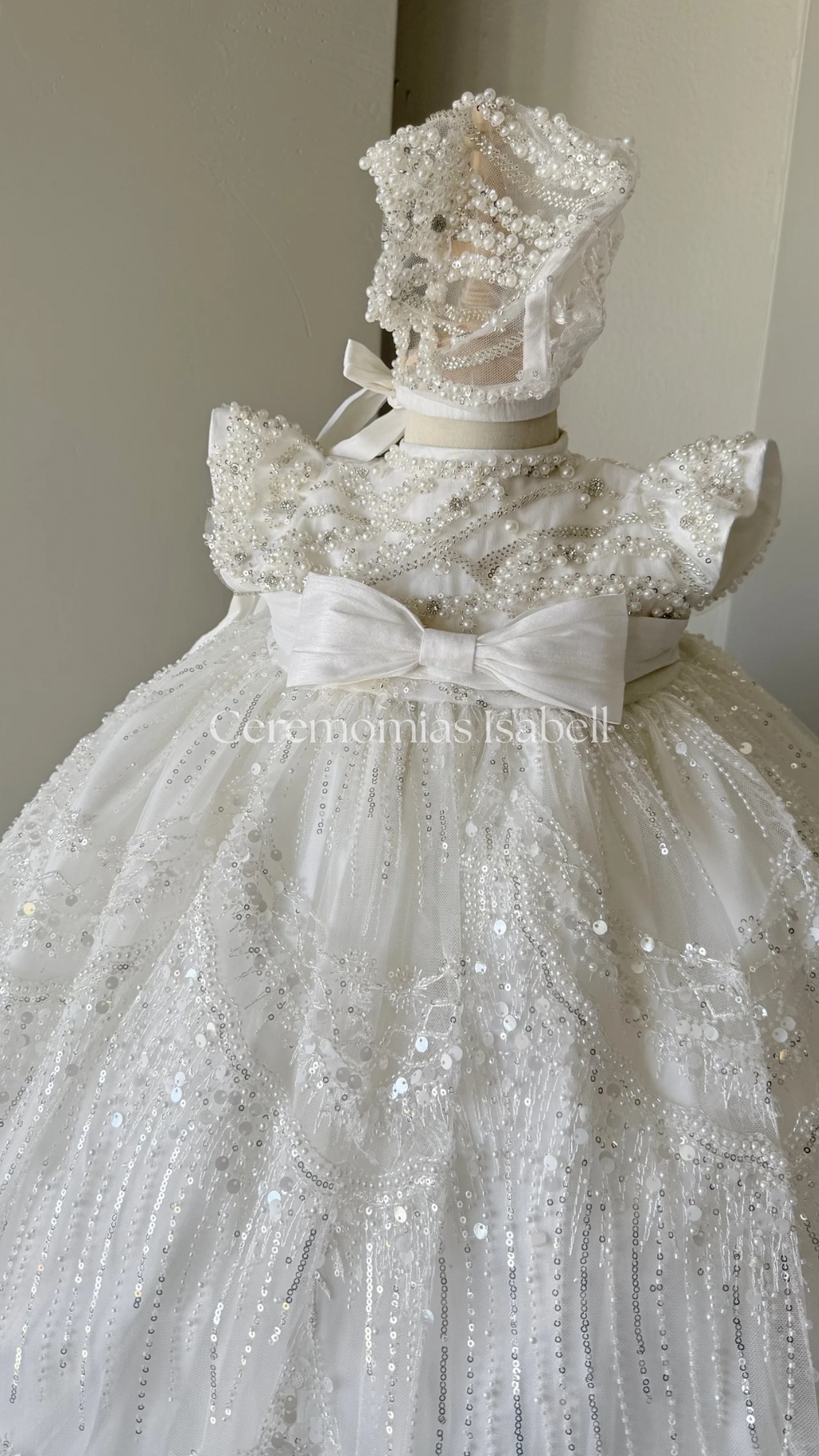 Natalia (ivory)