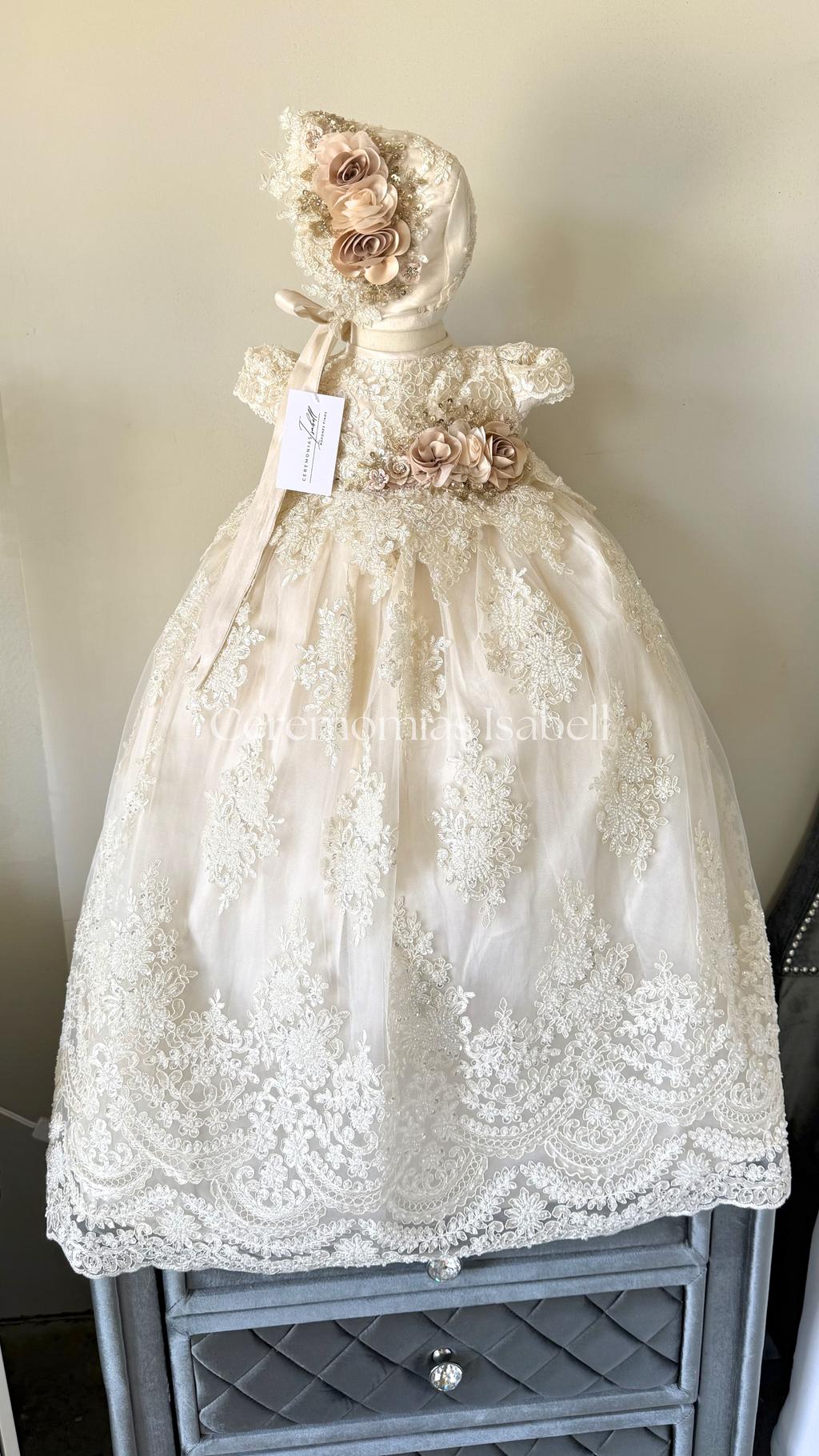 Jaqueline w/Tutu (champagne)