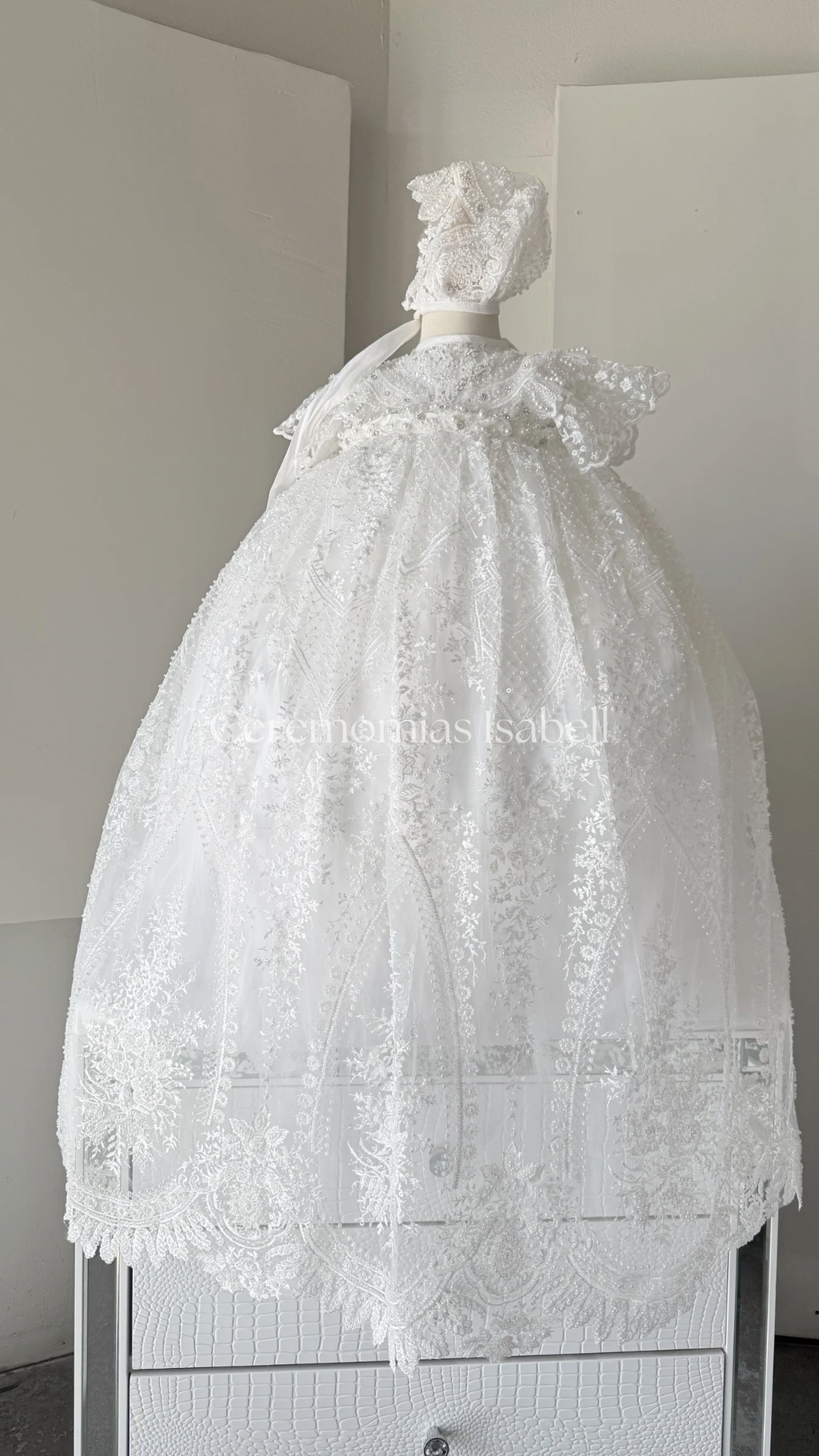 Aitana (ivory)