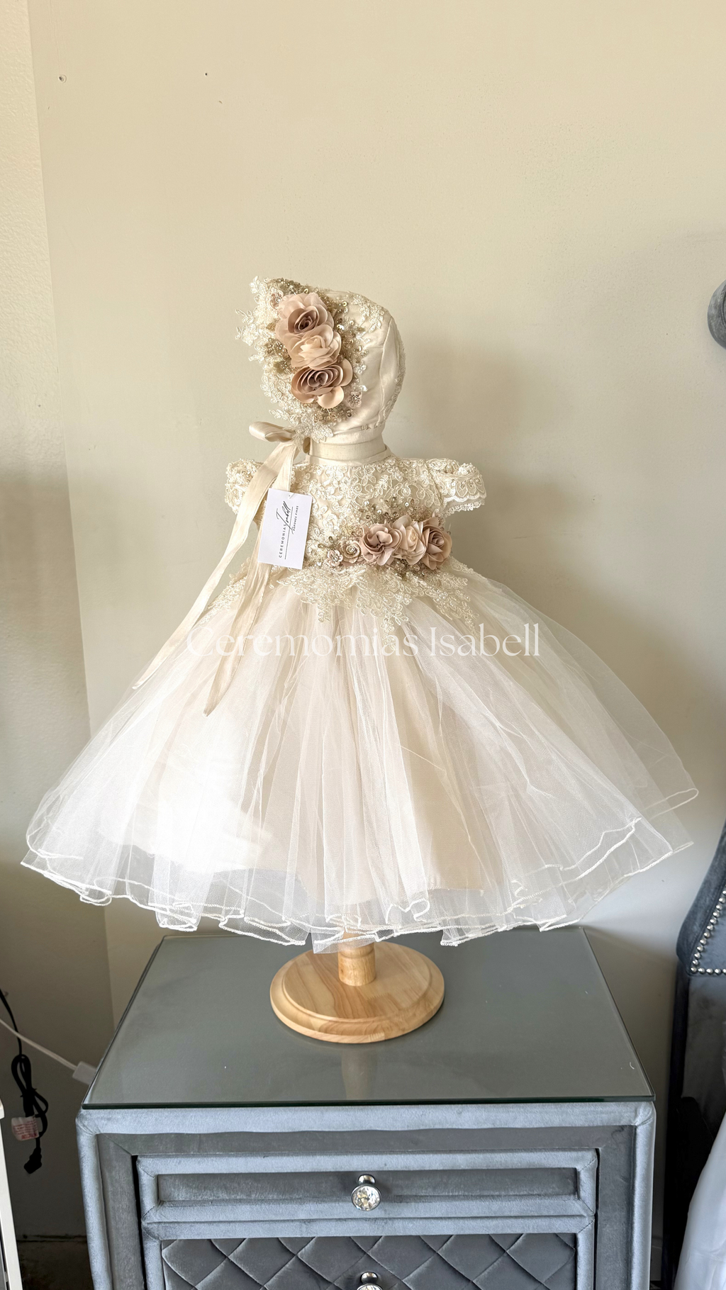 Jaqueline w/Tutu (champagne)
