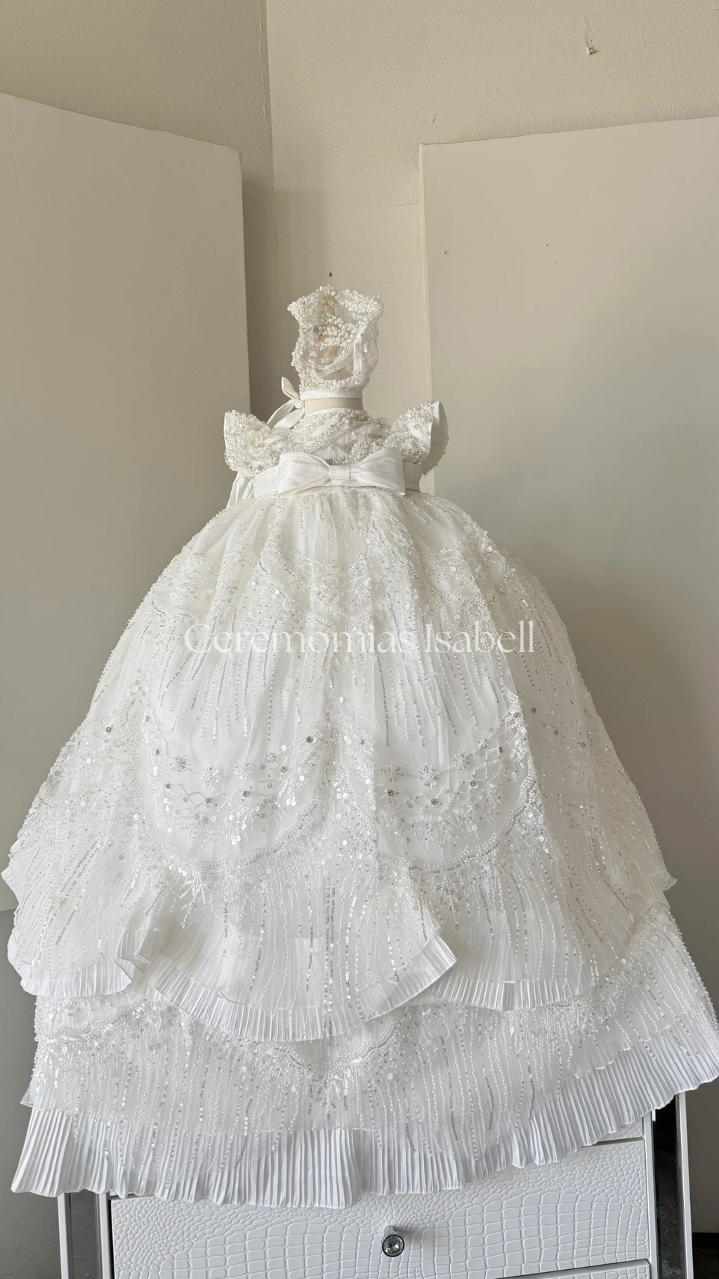 Natalia (ivory)